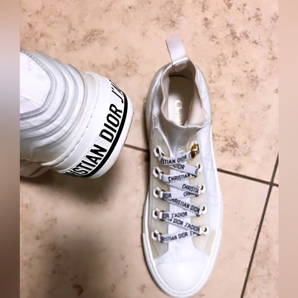 Beautiful and fun Walk'N'Dior Women's sneakers - Picture 1 of 6